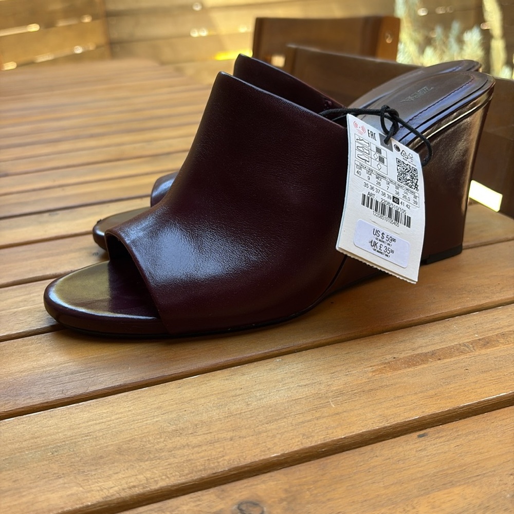 Zara Women's Burgundy Wedge Sandals - Picture 7 of 8
